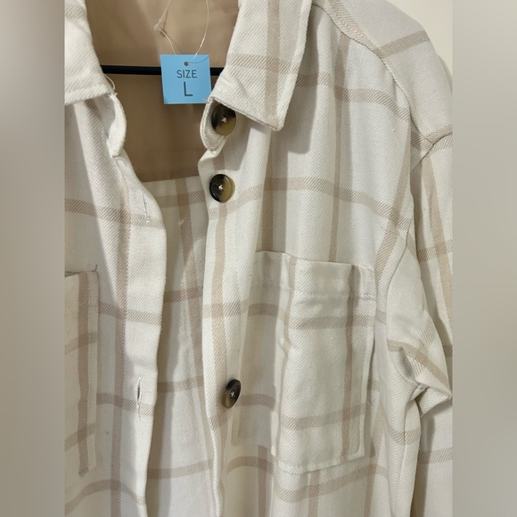 Large Shacket, Beige & White - Picture 2 of 4